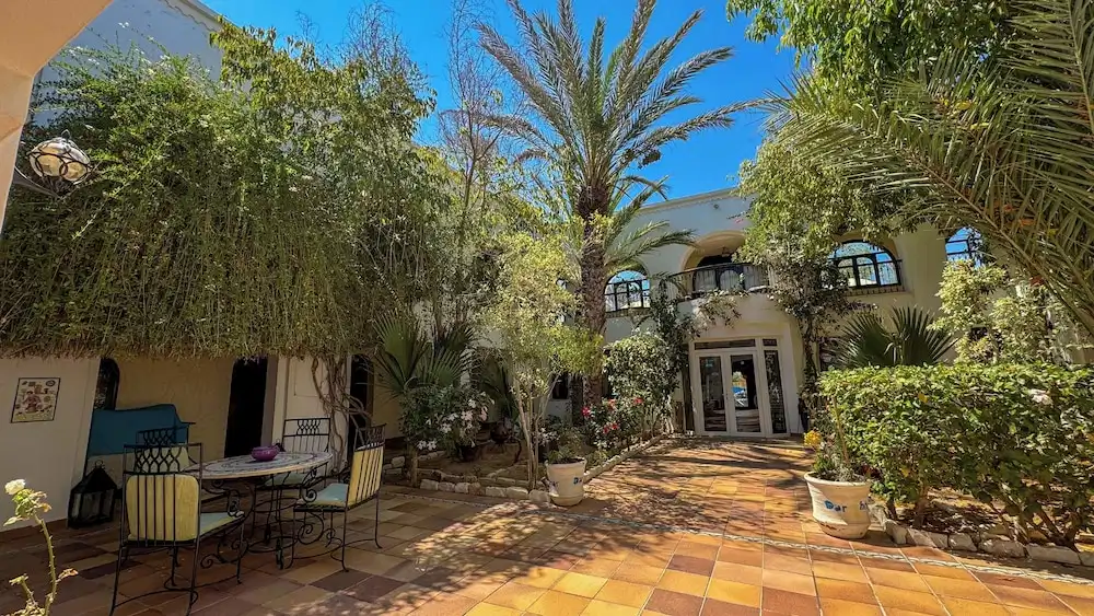 Hotel Dar el Bhar — Hotel building in Mezraya, Medenine