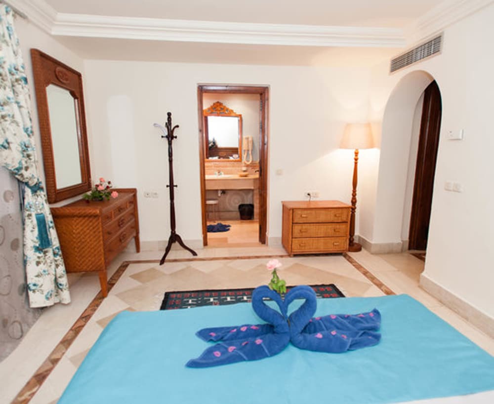 Hotel Dar el Bhar — Hotel rooms in Mezraya, Medenine