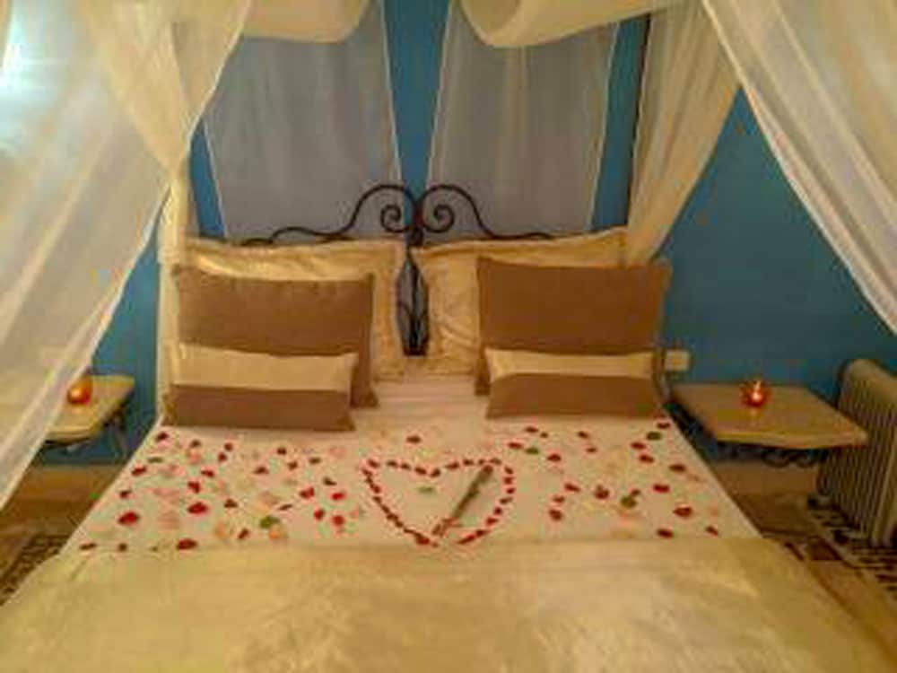 Hotel Dar el Bhar — Hotel rooms in Mezraya, Medenine