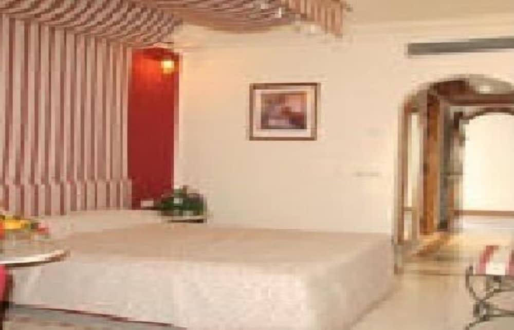 Hotel Dar el Bhar — Hotel rooms in Mezraya, Medenine