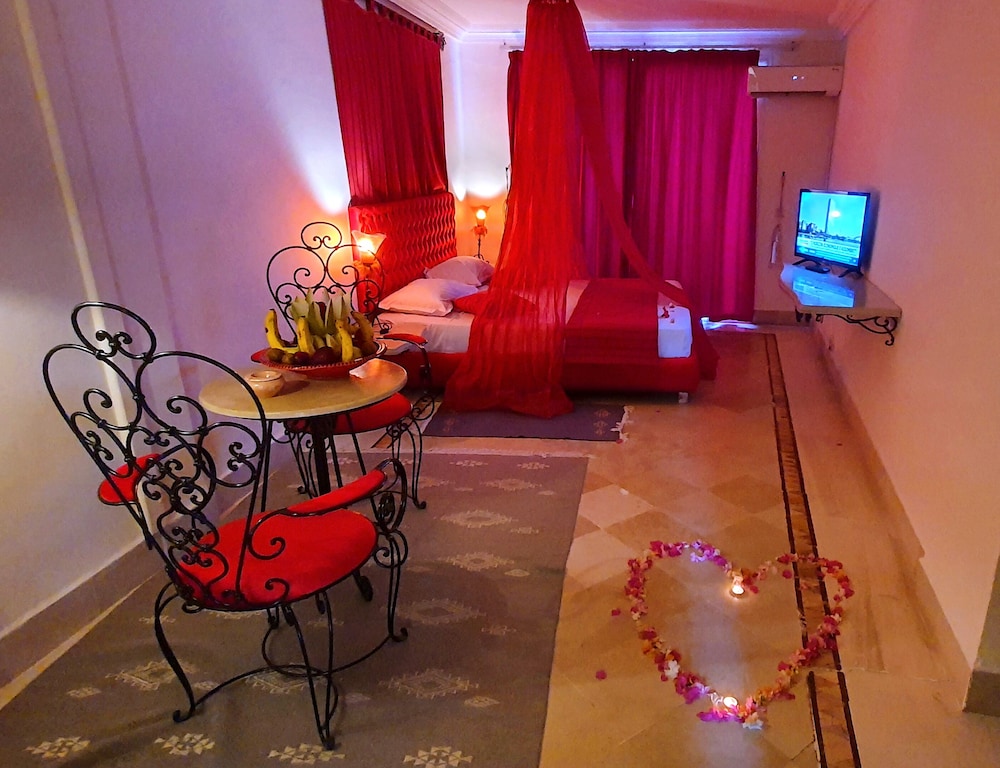 Hotel Dar el Bhar — Hotel rooms in Mezraya, Medenine