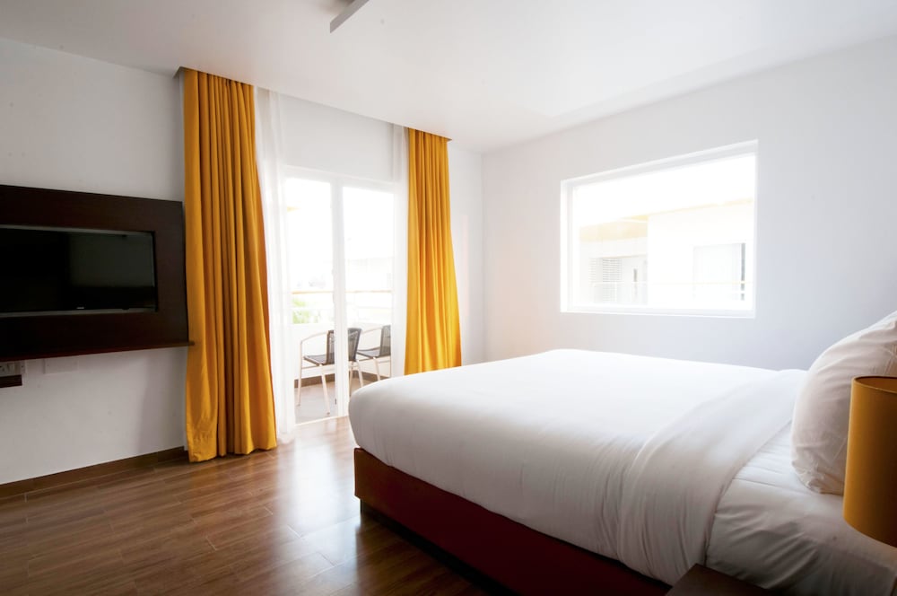 BloomSuites - Calangute — Hotel rooms in Calangute, Goa