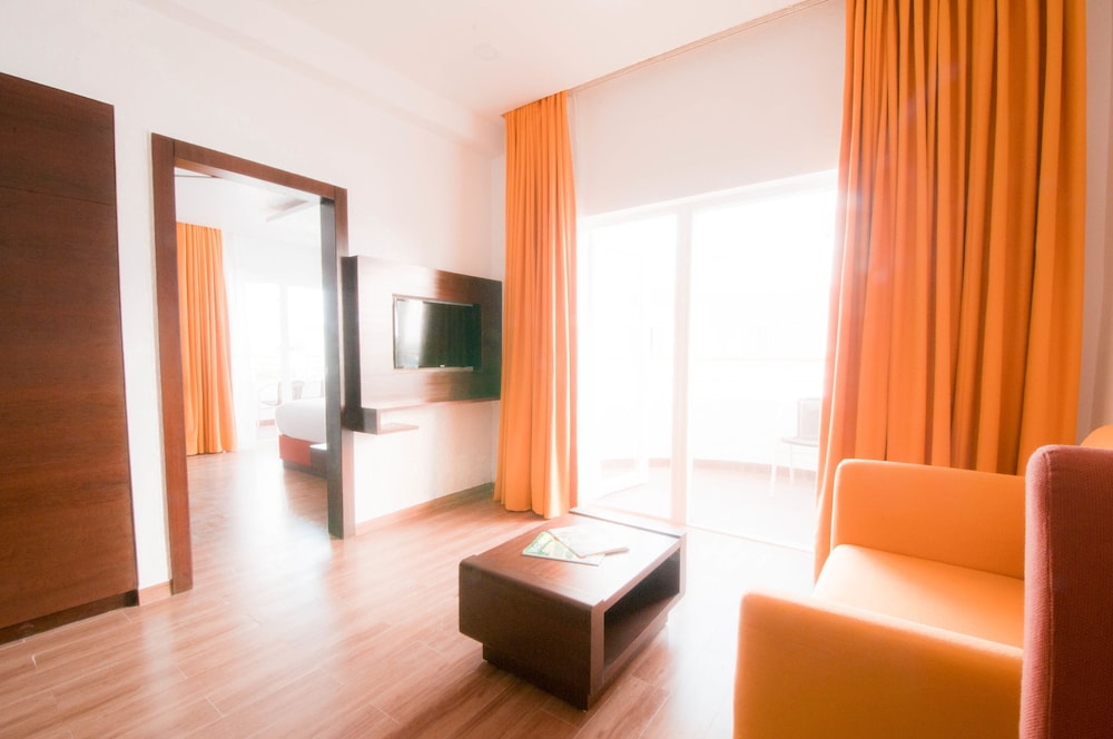BloomSuites - Calangute — Hotel rooms in Calangute, Goa