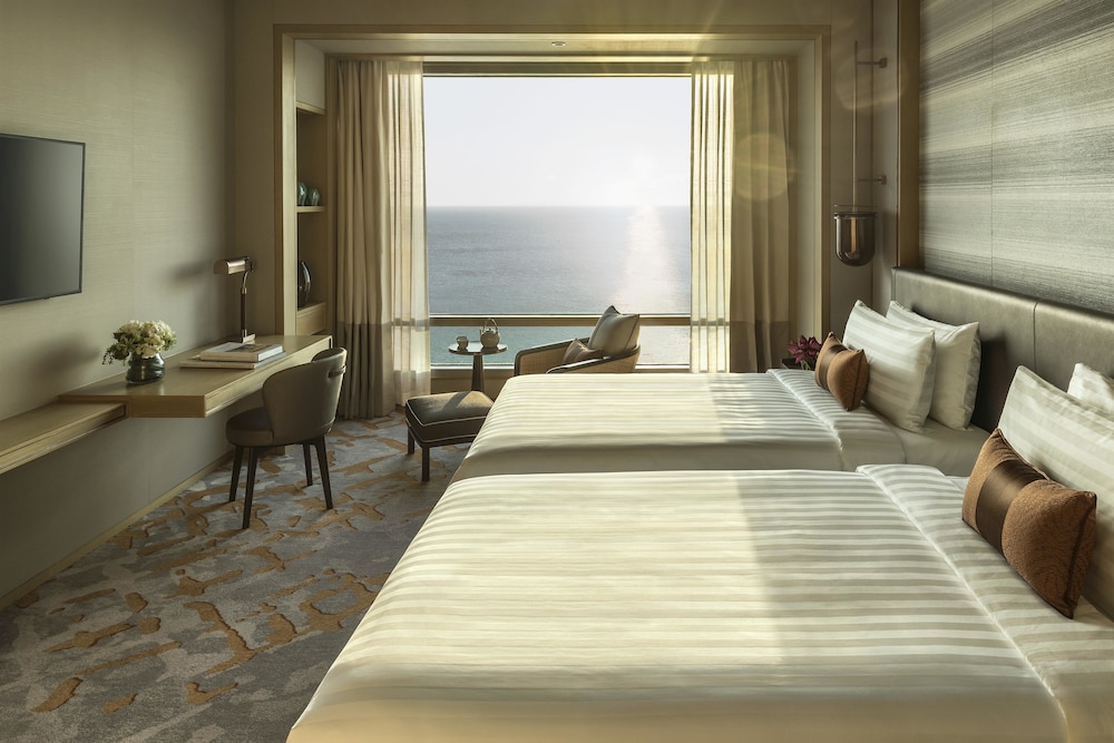 Shangri-La Colombo — Hotel rooms in Colombo, Western Province