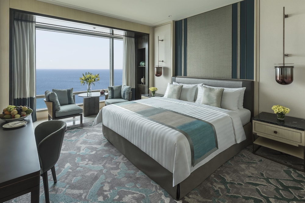 Shangri-La Colombo — Hotel rooms in Colombo, Western Province
