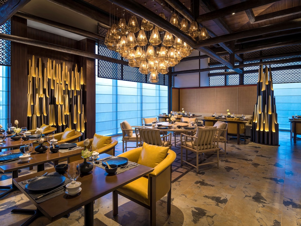 Shangri-La Colombo — Restaurant & bars in Colombo, Western Province