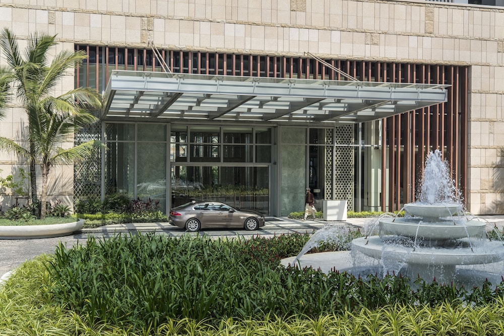 Shangri-La Colombo — Hotel building in Colombo, Western Province