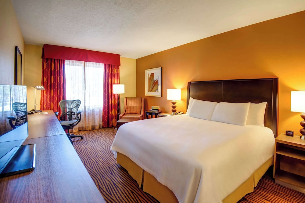 Hilton Garden Inn Tampa Ybor Historic District — Hotel rooms in Tampa, Florida