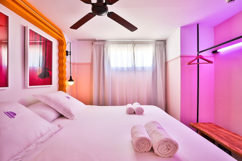 Paradiso Ibiza Art Hotel - Adults Only — Hotel rooms in San Antonio, Balearic Islands
