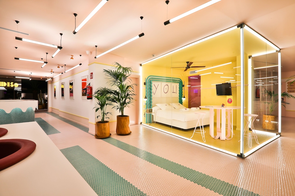 Paradiso Ibiza Art Hotel - Adults Only — Hotel rooms in San Antonio, Balearic Islands