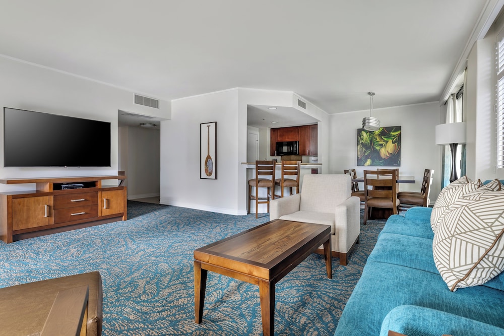 Hilton Grand Vacations Club at Hilton Hawaiian Village — Hotel rooms in Honolulu, Hawaii