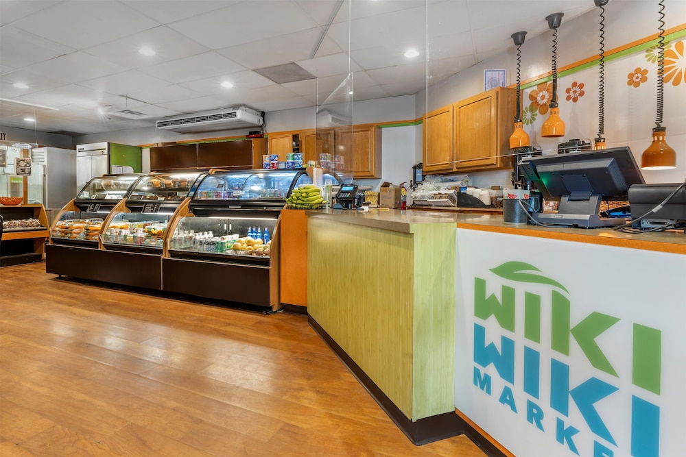 Hilton Grand Vacations Club at Hilton Hawaiian Village — Restaurant & bars in Honolulu, Hawaii