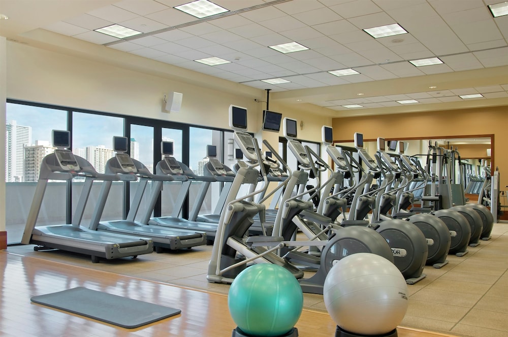 Hilton Grand Vacations Club at Hilton Hawaiian Village — Sports & recreation in Honolulu, Hawaii