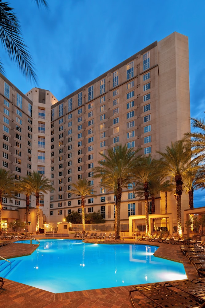 Hilton Grand Vacations Club Paradise Las Vegas — Hotel building in Las Vegas, Nevada