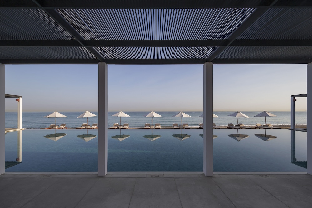 The Chedi Muscat — Swimming pool in Muscat, Muscat