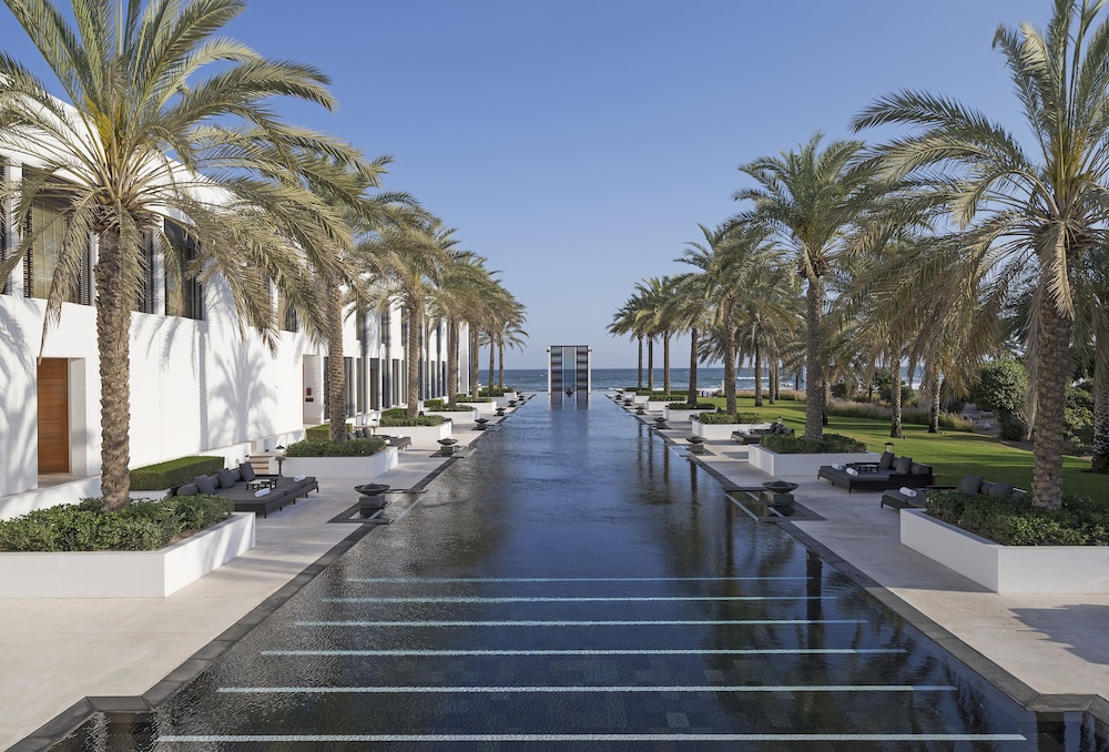 The Chedi Muscat — Swimming pool in Muscat, Muscat