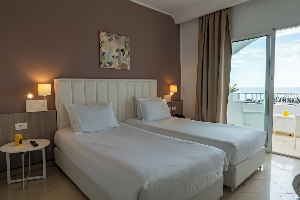 Golden Tulip President Hammamet — Hotel rooms in Hammamet, Nabeul