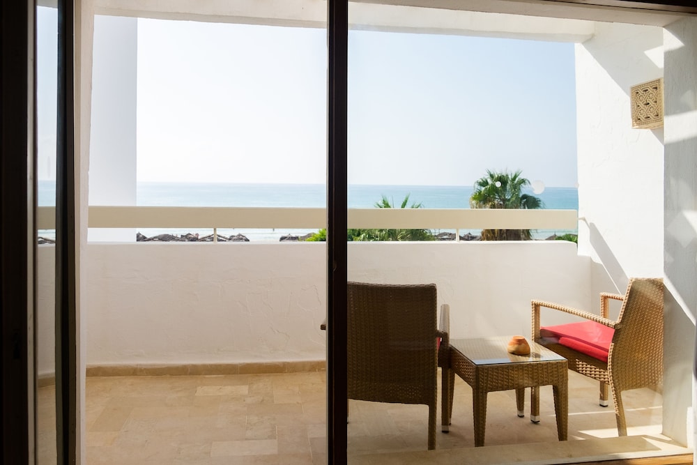 The Orangers Beach Resort and Bungalows - All Inclusive — Hotel rooms in Hammamet, Nabeul