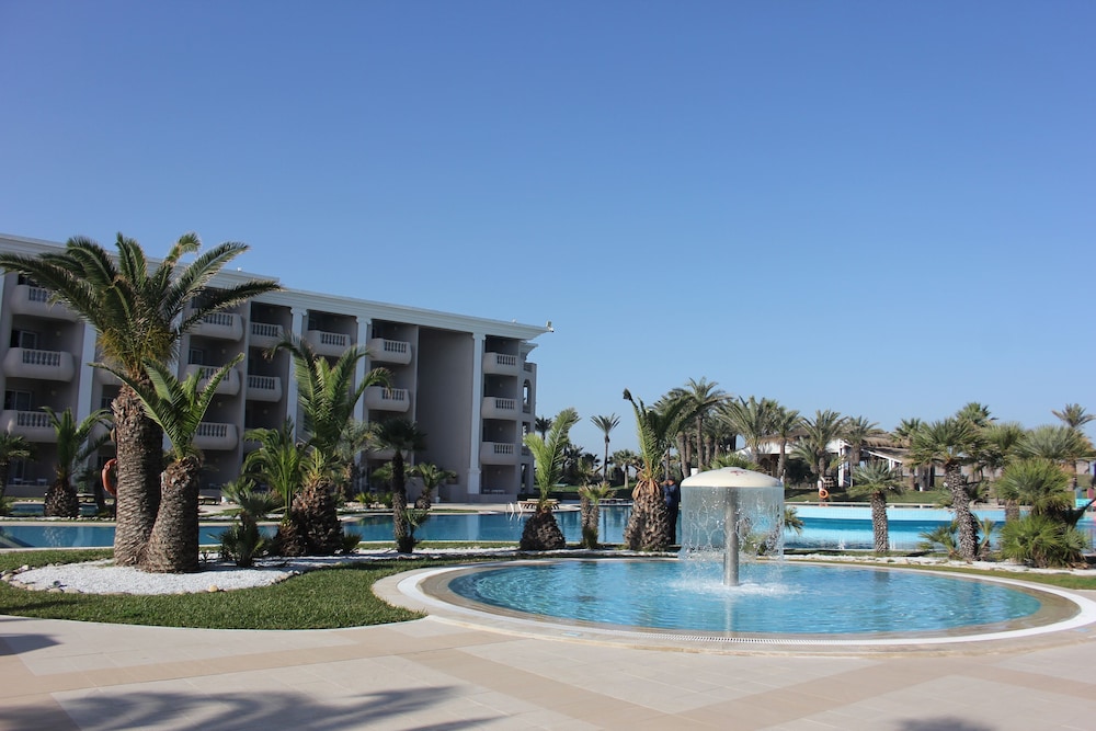 Royal Thalassa Monastir — Swimming pool in Skanes inc. Monastir, Monastir