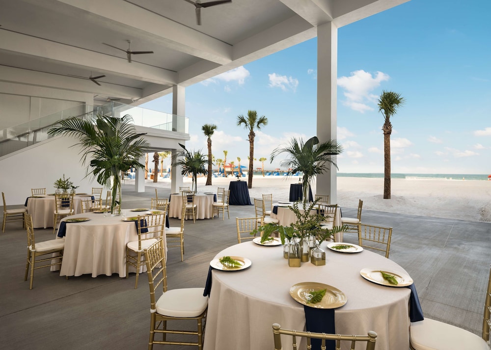 Hilton Clearwater Beach Resort & Spa — Restaurant & bars in Clearwater, Florida