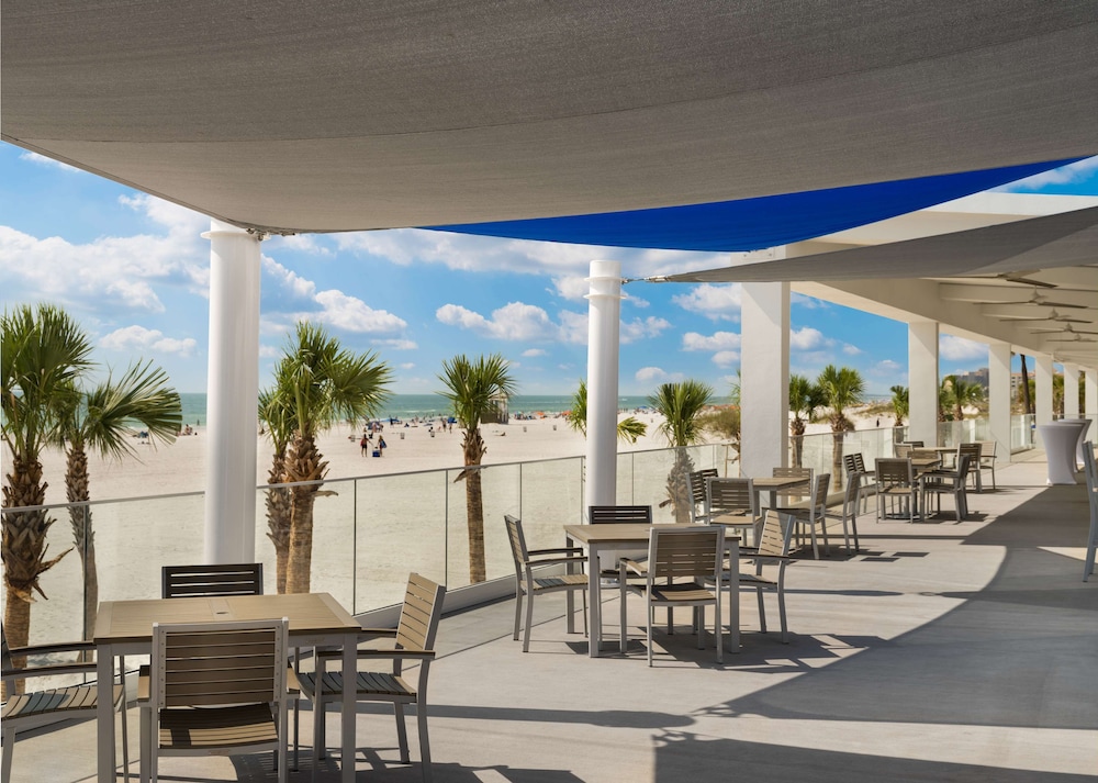 Hilton Clearwater Beach Resort & Spa — Restaurant & bars in Clearwater, Florida