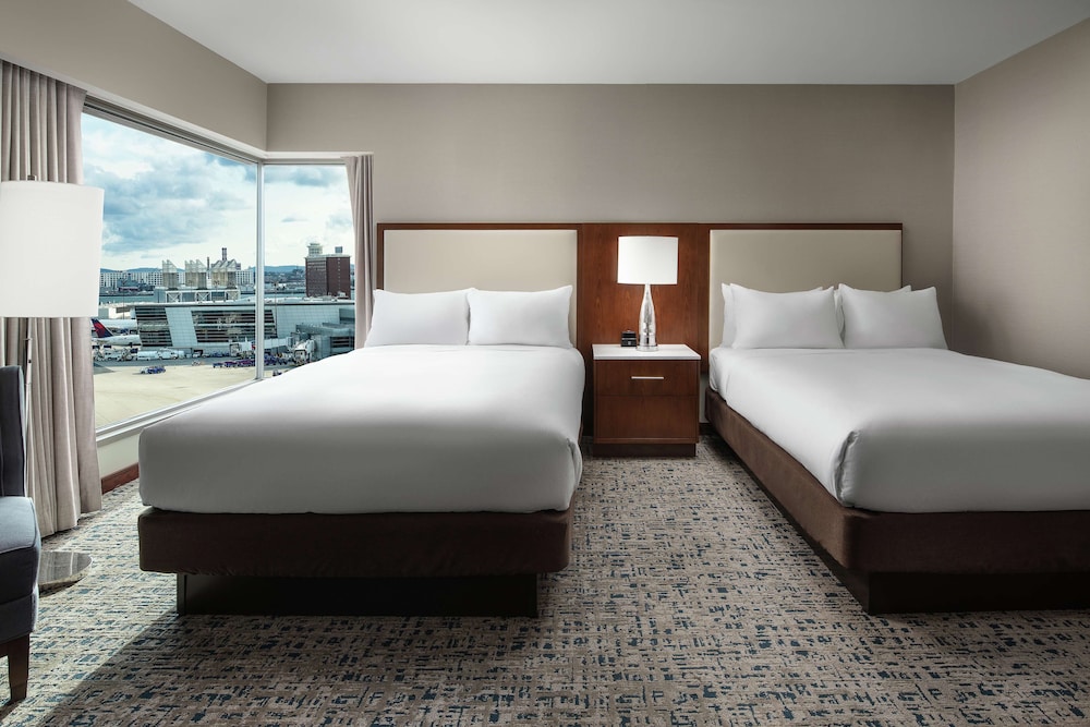 Hilton Boston Logan Airport — Hotel rooms in Boston, Massachusetts