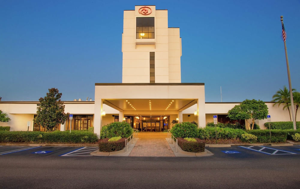 Hilton Tampa Airport Westshore — Hotel building in Tampa, Florida