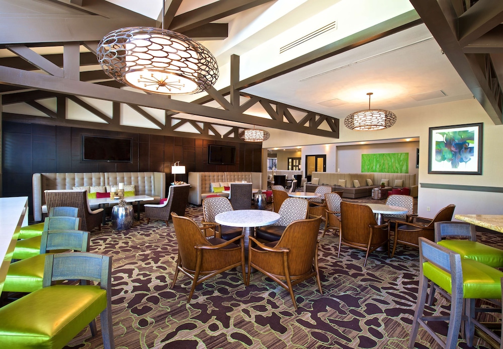 Hilton Tampa Airport Westshore — Hotel building in Tampa, Florida