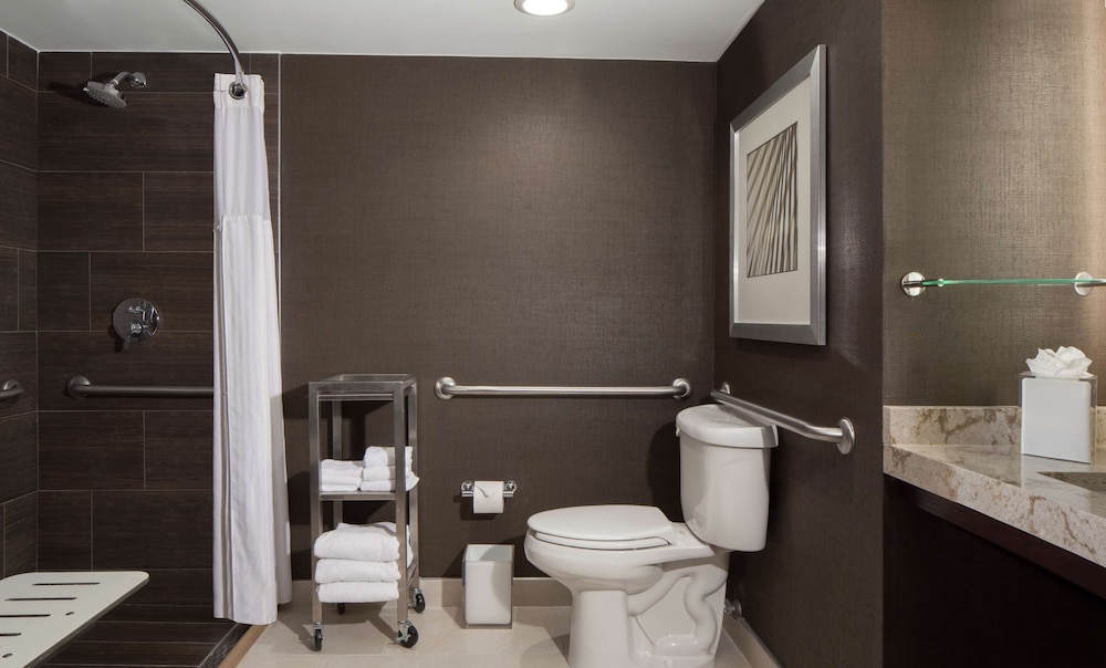 Hilton Tampa Airport Westshore — Hotel rooms in Tampa, Florida