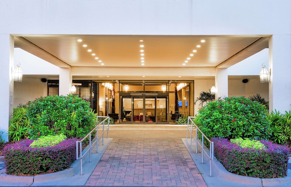 Hilton Tampa Airport Westshore — Hotel building in Tampa, Florida