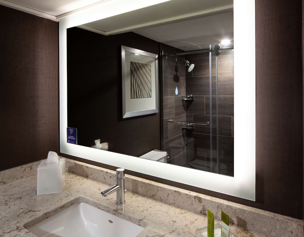 Hilton Tampa Airport Westshore — Hotel rooms in Tampa, Florida