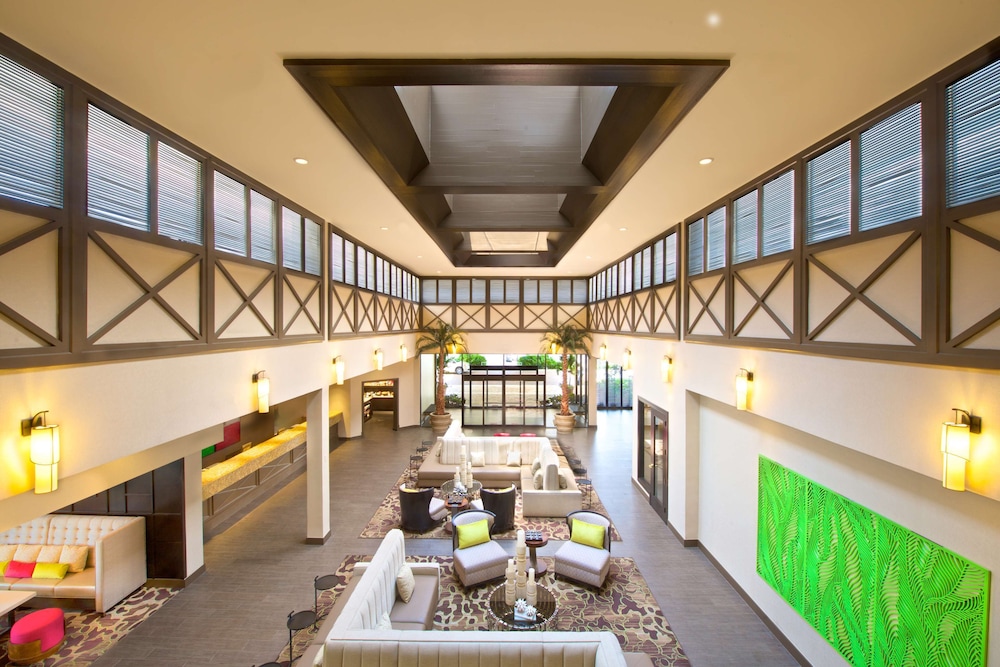 Hilton Tampa Airport Westshore — Hotel building in Tampa, Florida
