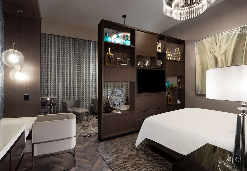 Hilton Tampa Airport Westshore — Hotel rooms in Tampa, Florida