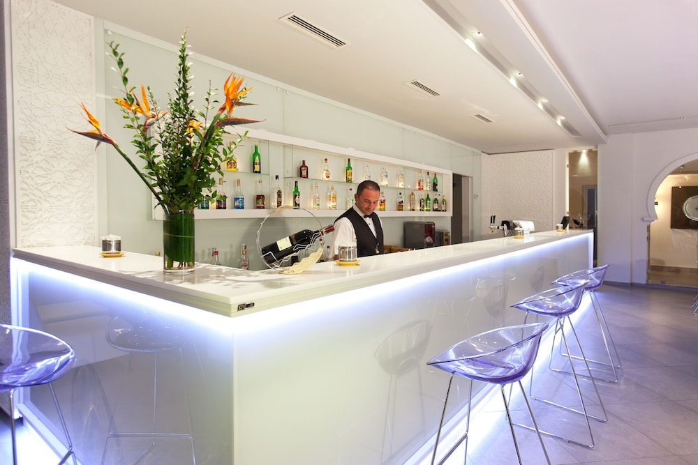 Seabel Alhambra Beach Golf & Spa — Restaurant & bars in Port El Kantaoui