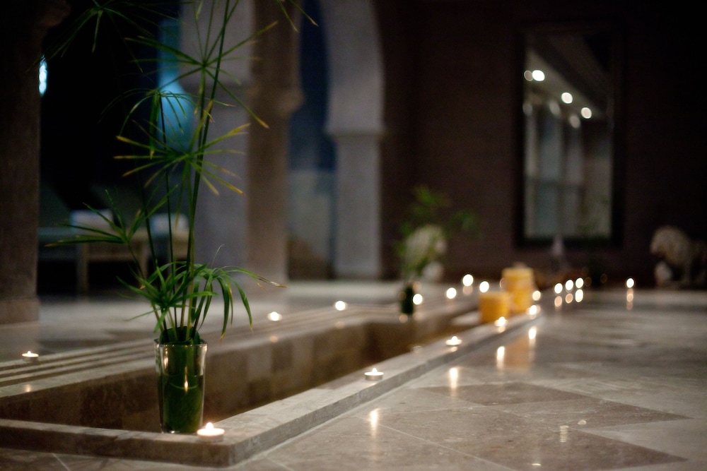 Seabel Alhambra Beach Golf & Spa — Hotel building in Port El Kantaoui