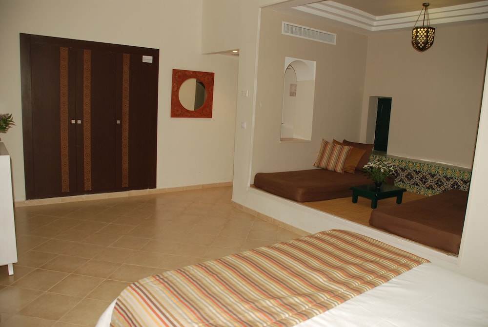 Seabel Alhambra Beach Golf & Spa — Hotel rooms in Port El Kantaoui