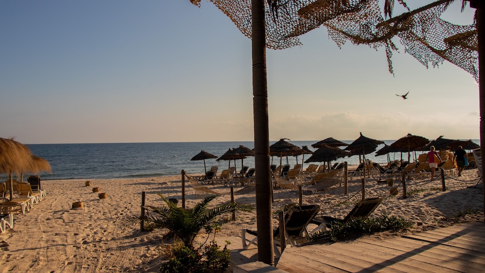 Seabel Alhambra Beach Golf & Spa — Beach in Port El Kantaoui