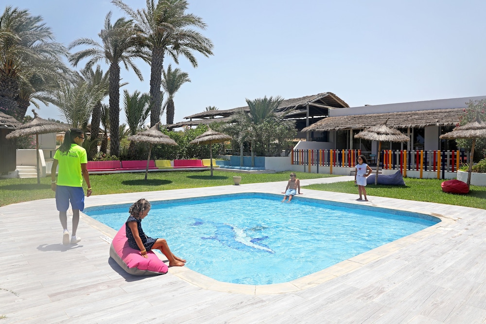 Seabel Rym Beach Djerba — Swimming pool in Aghir, Medenine