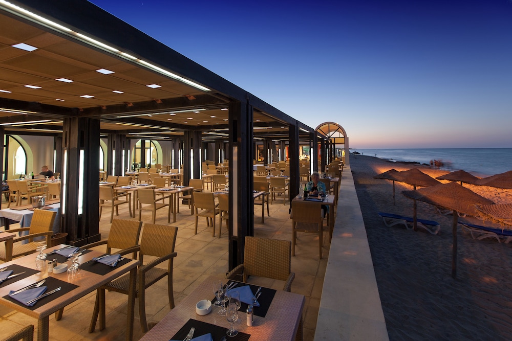 SENTIDO Djerba Beach — Restaurant & bars in Midoun, Medenine