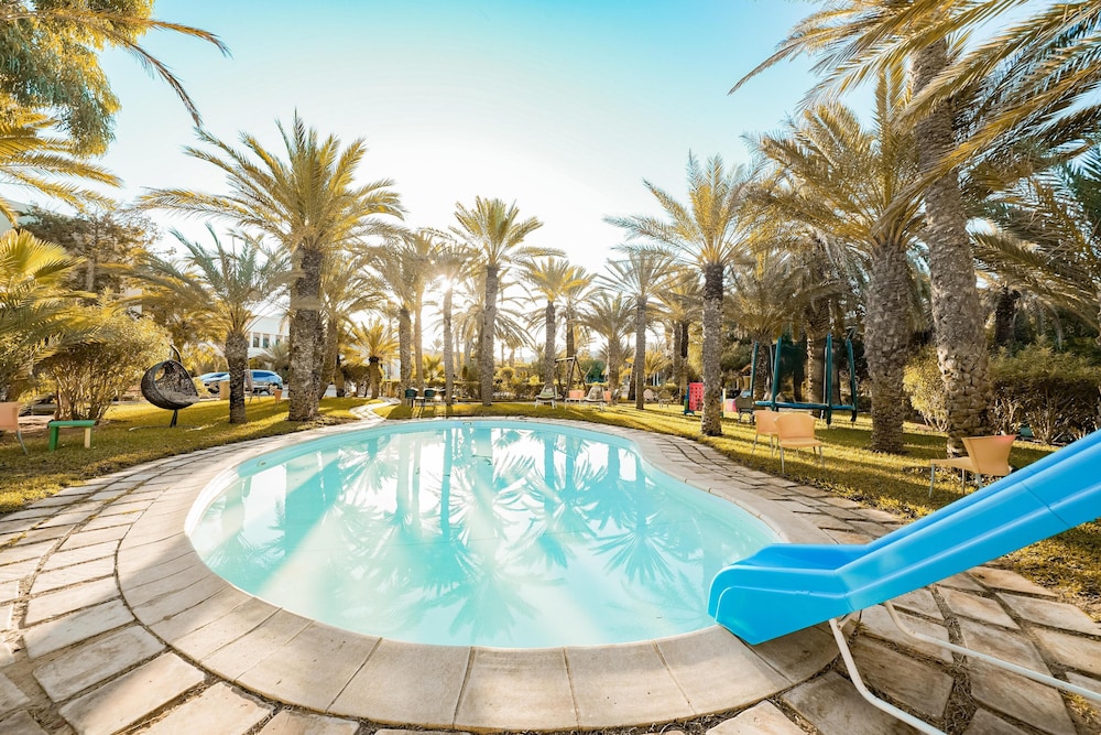SENTIDO Djerba Beach — Swimming pool in Midoun, Medenine