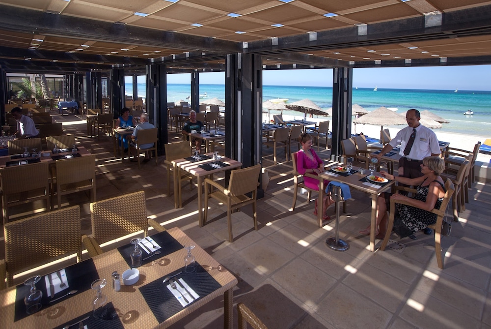 SENTIDO Djerba Beach — Restaurant & bars in Midoun, Medenine