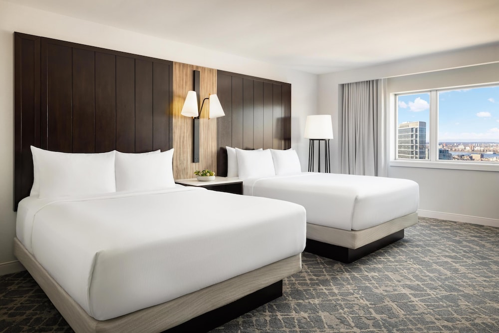 Hilton Boston Back Bay — Hotel rooms in Boston, Massachusetts