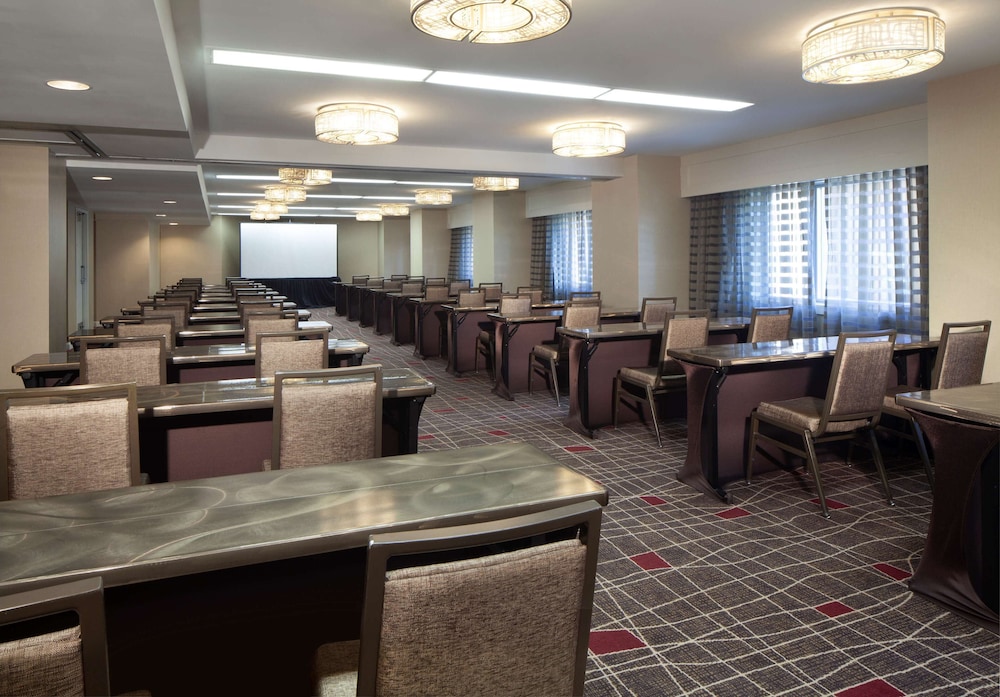 Hilton Boston Back Bay — Hotel building in Boston, Massachusetts