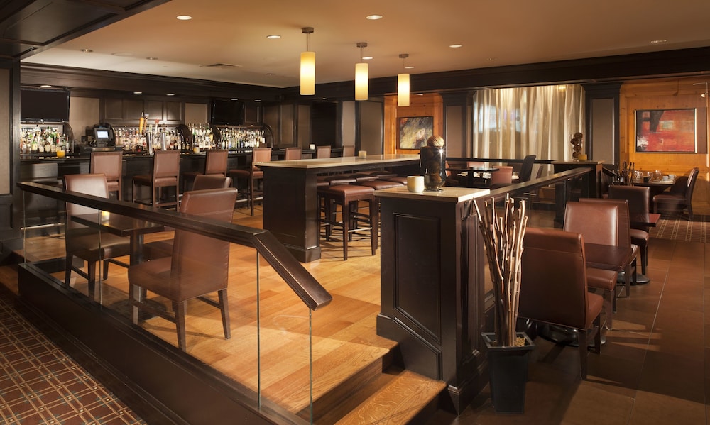 Hilton Boston Back Bay — Restaurant & bars in Boston, Massachusetts