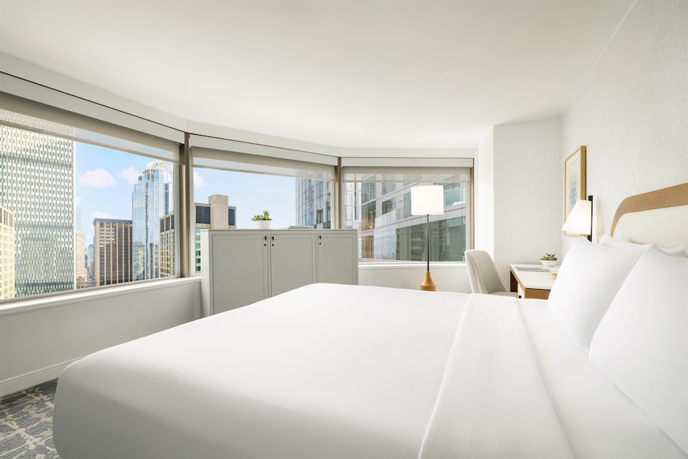 Hilton Boston Back Bay — Hotel rooms in Boston, Massachusetts