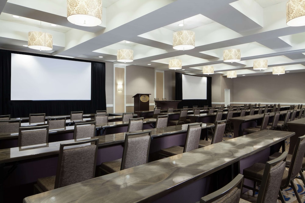 Hilton Boston Back Bay — Hotel building in Boston, Massachusetts