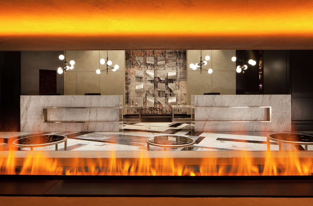 Hilton Boston Back Bay — Hotel building in Boston, Massachusetts