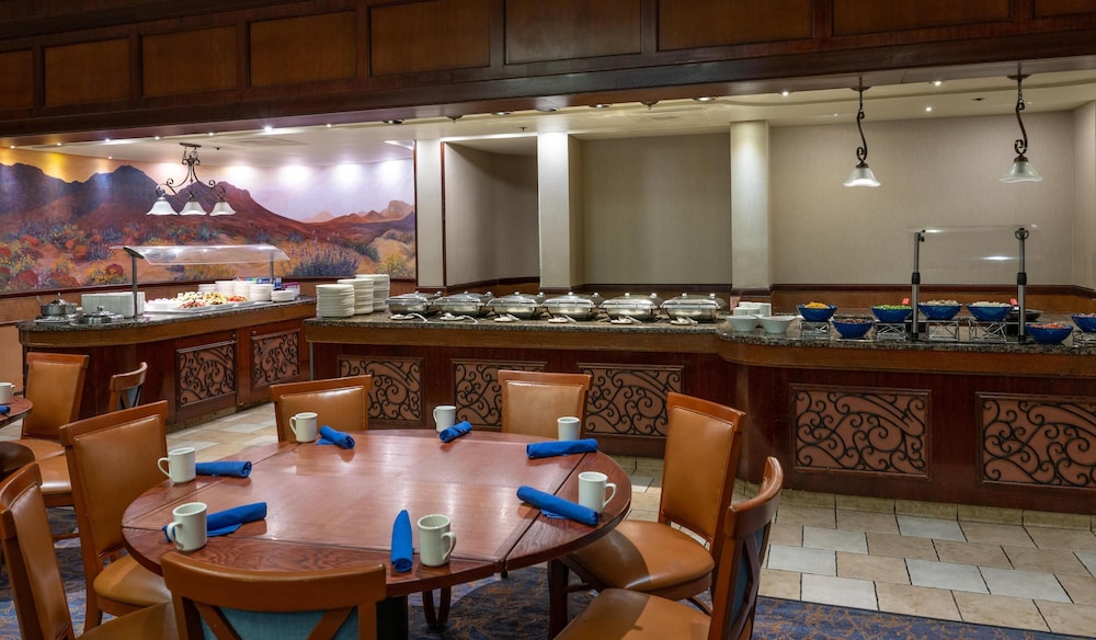 Hilton Lakes at DFW Airport North — Restaurant & bars in Grapevine, Texas