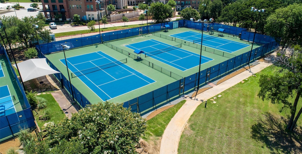 Hilton Lakes at DFW Airport North — Sports & recreation in Grapevine, Texas