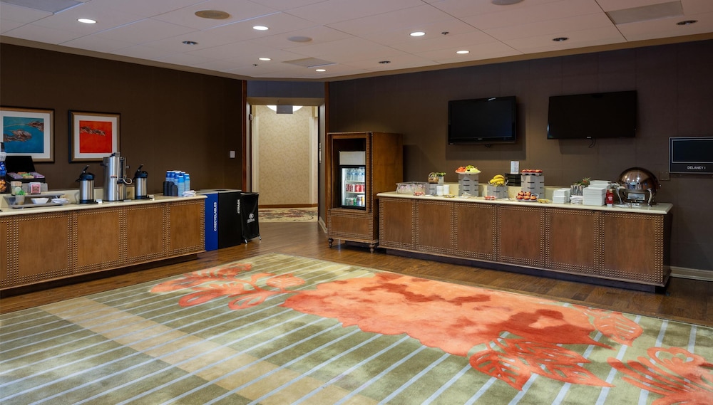 Hilton Lakes at DFW Airport North — Restaurant & bars in Grapevine, Texas